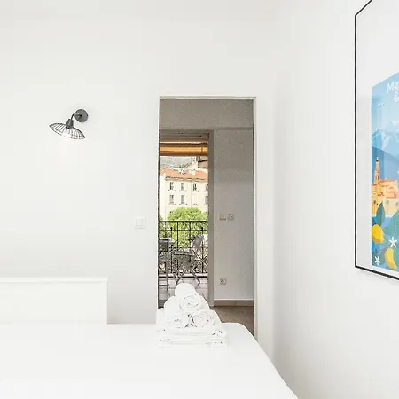 Le Beach, Plein Centre, Climatisé Appartement